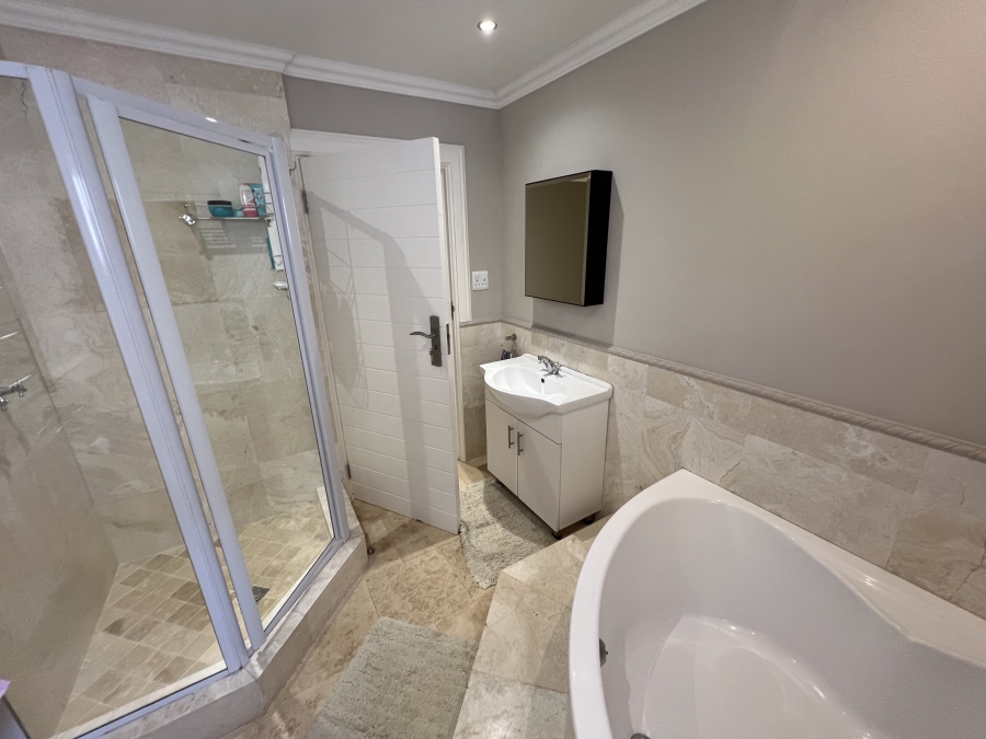 4 Bedroom Property for Sale in Selborne Eastern Cape